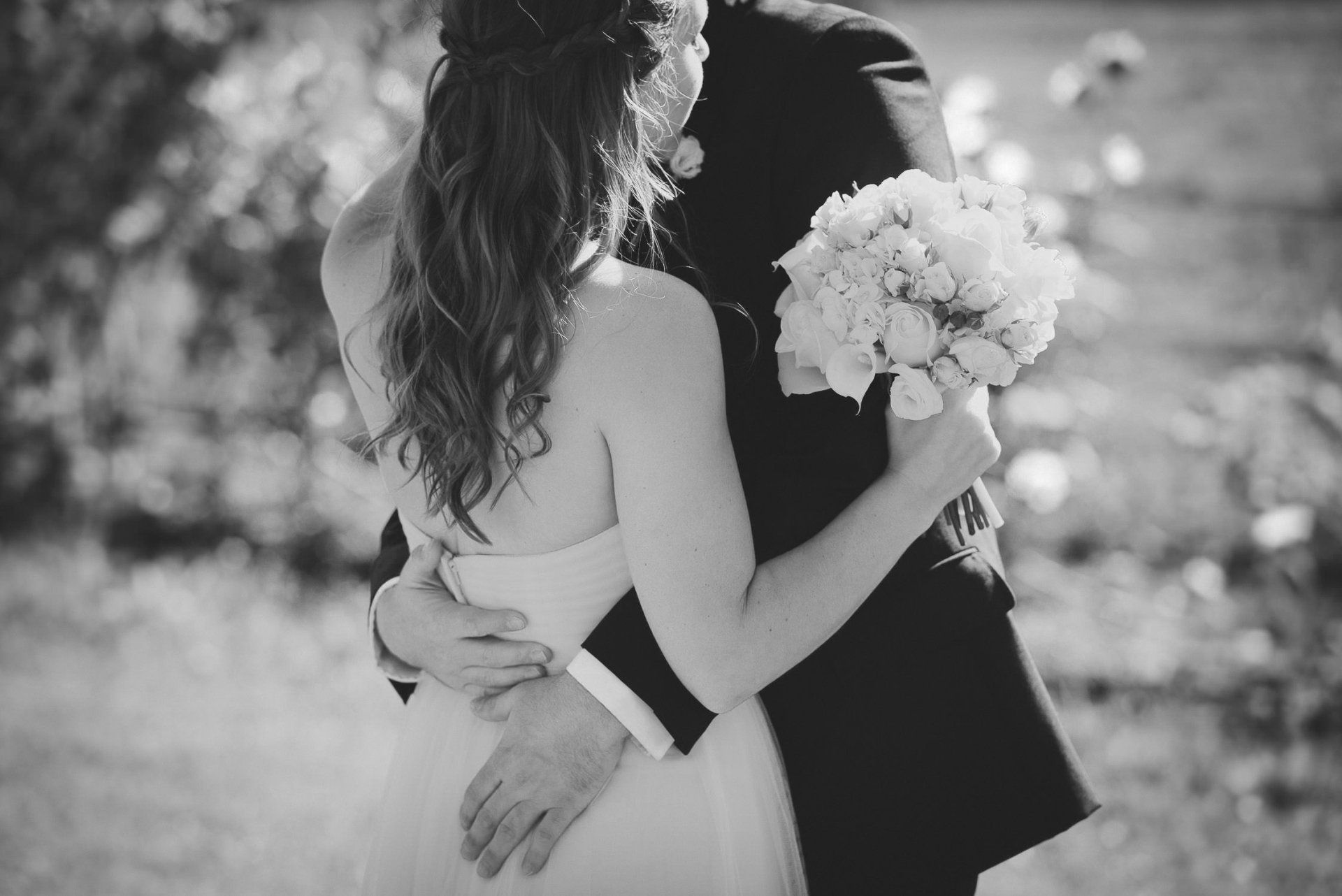 Bride and groom on their first dance