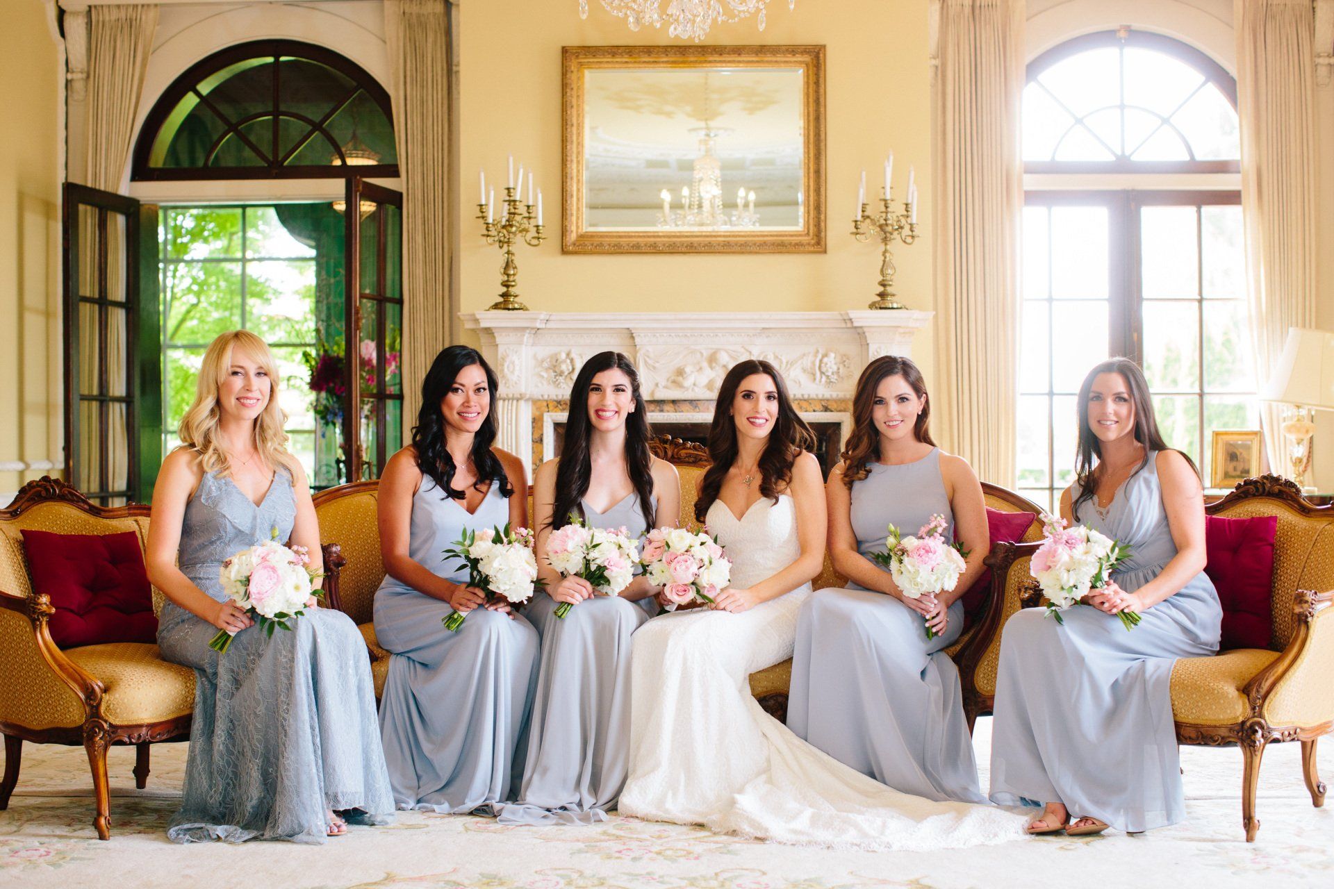 Bride with her bridesmaids before the wedding
