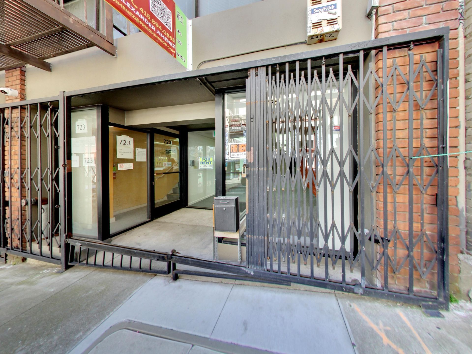 front of 716 sacramento san francisco office space