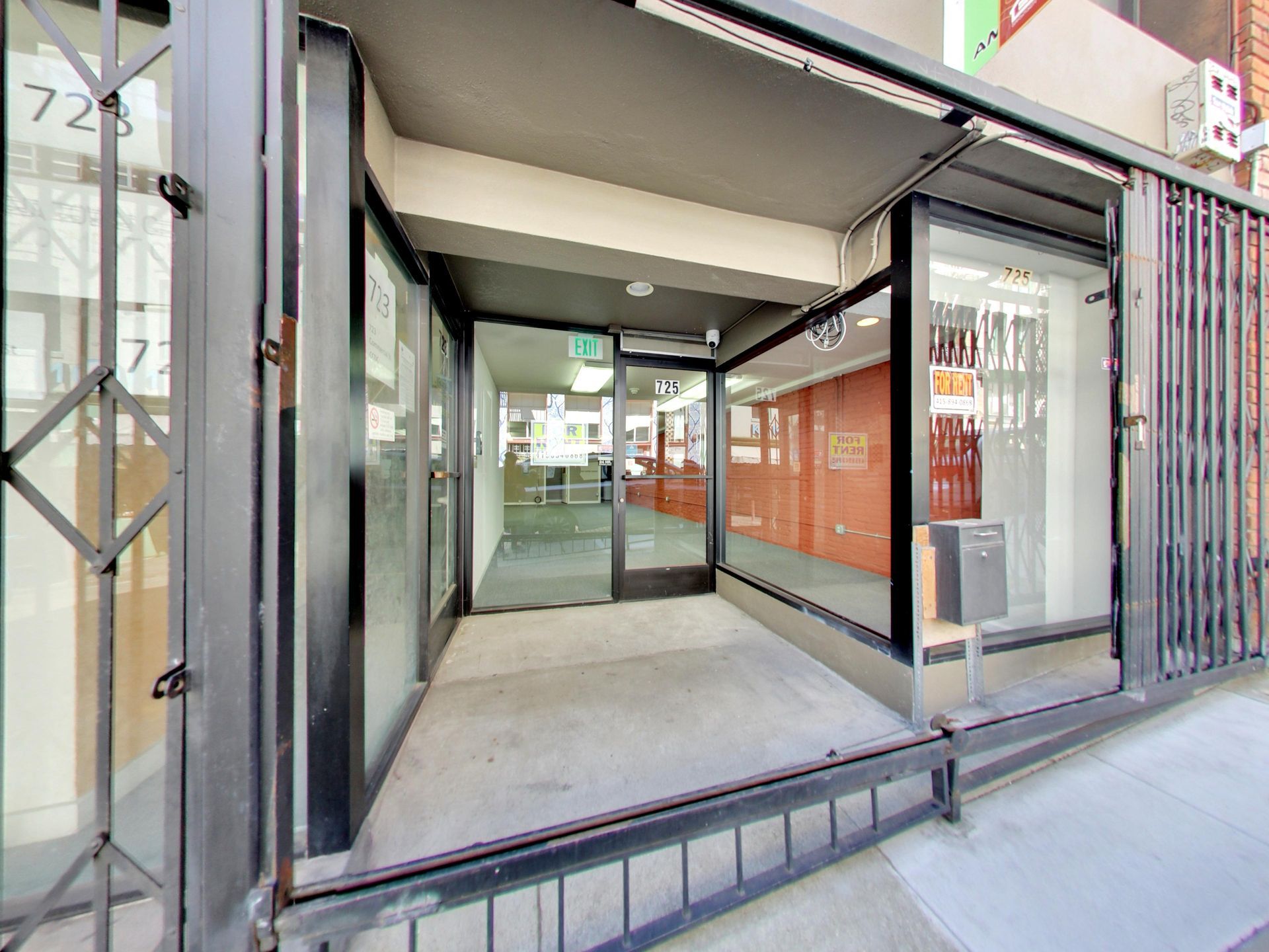front of 716 sacramento san francisco office space
