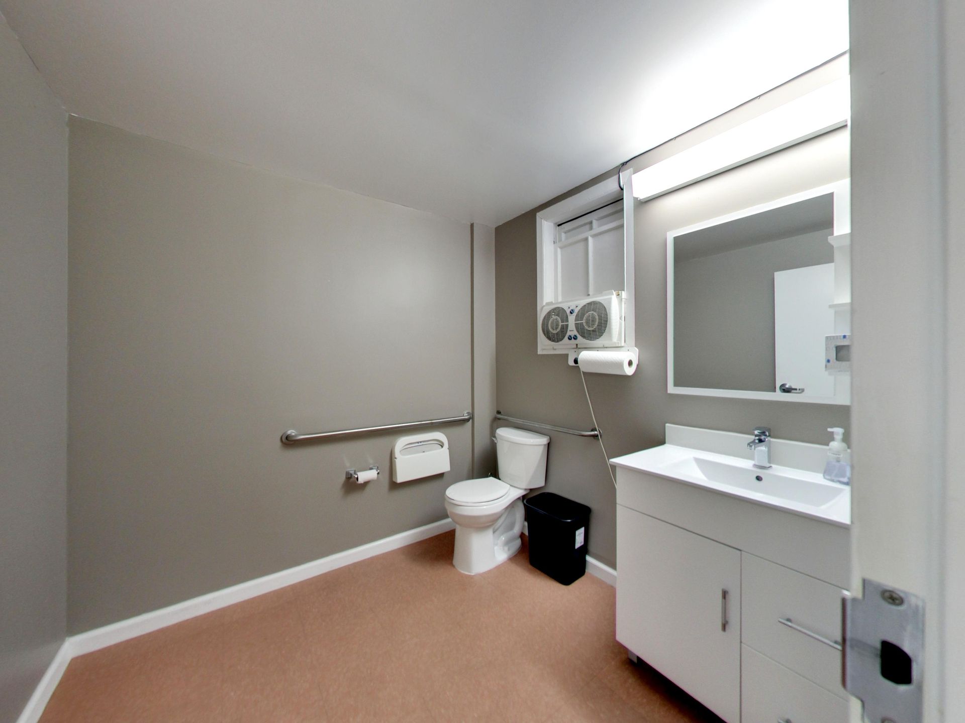interior of 716 sacramento san francisco office space