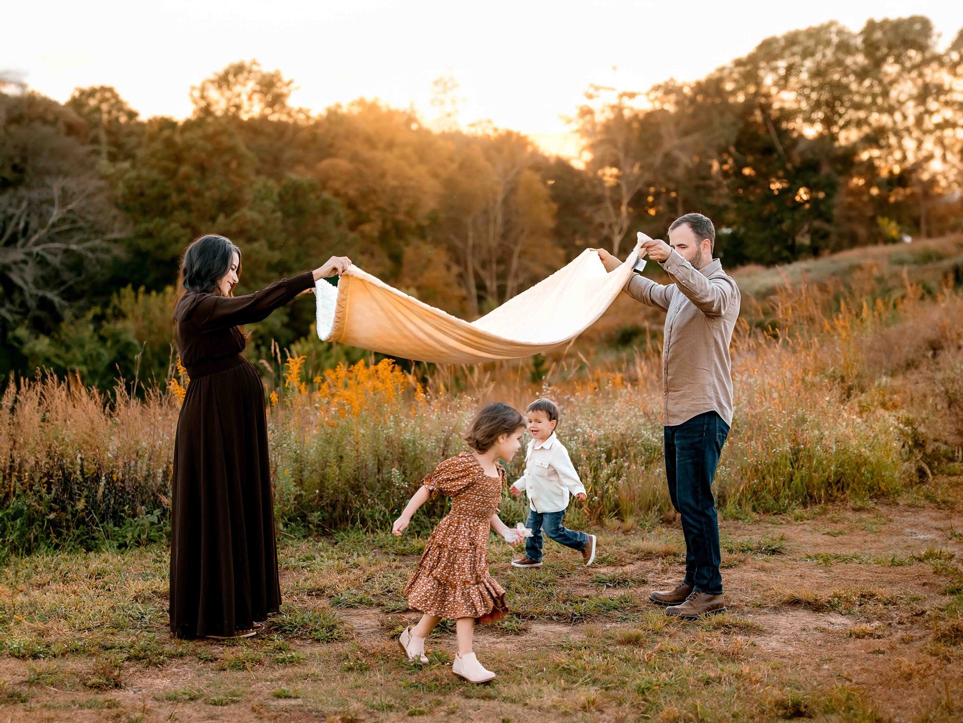 Family portrait session during fall golden hour at NCMA in Raleigh, North Carolina
