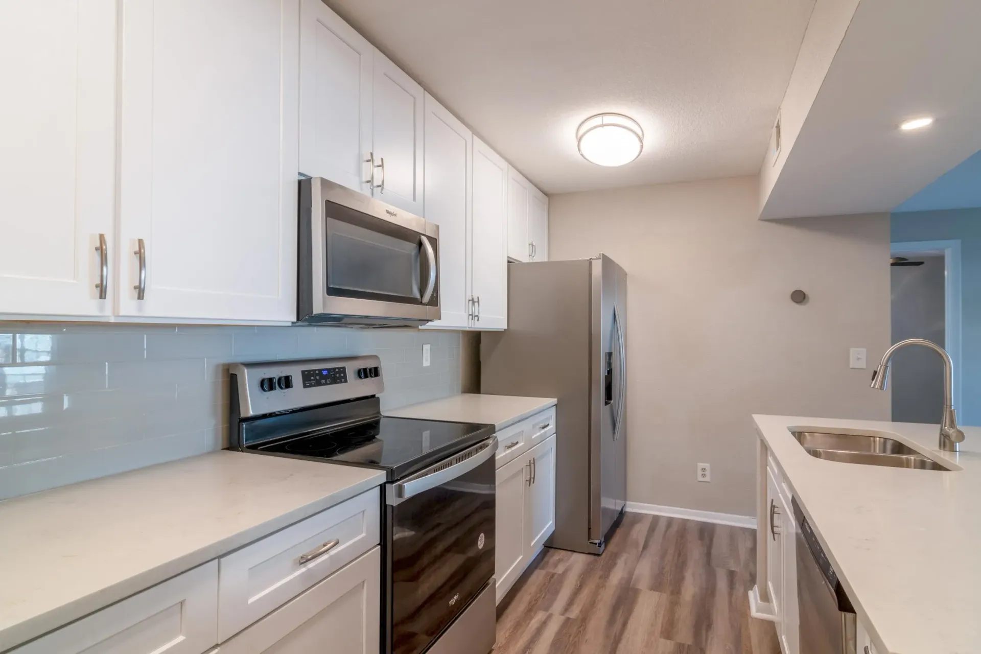 Updated kitchen with modern finishes at 2100 Defoors apartment in Atlanta, GA