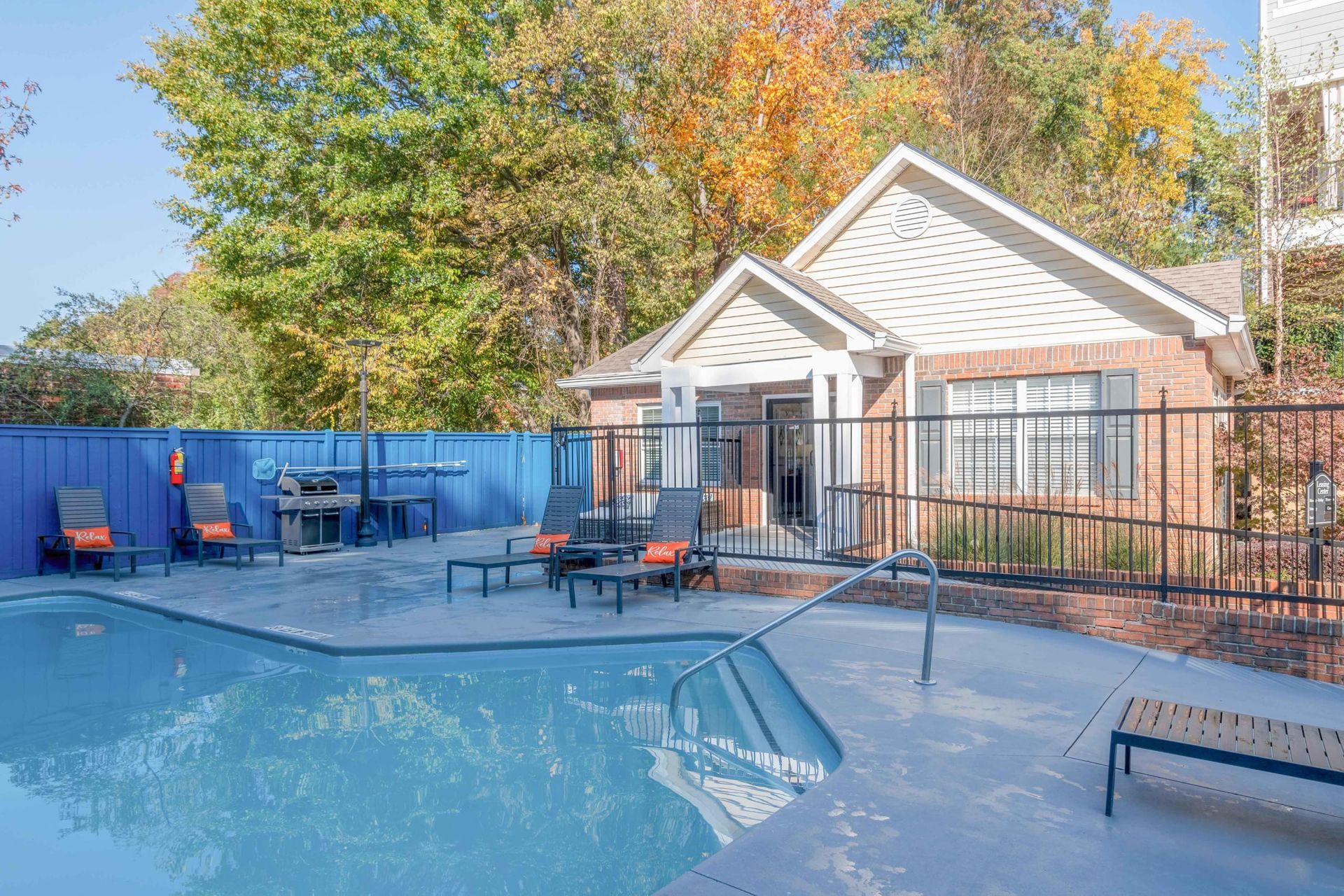 Swimming pool and clubhouse at 2100 Defoors apartments in West Midtown Atlanta