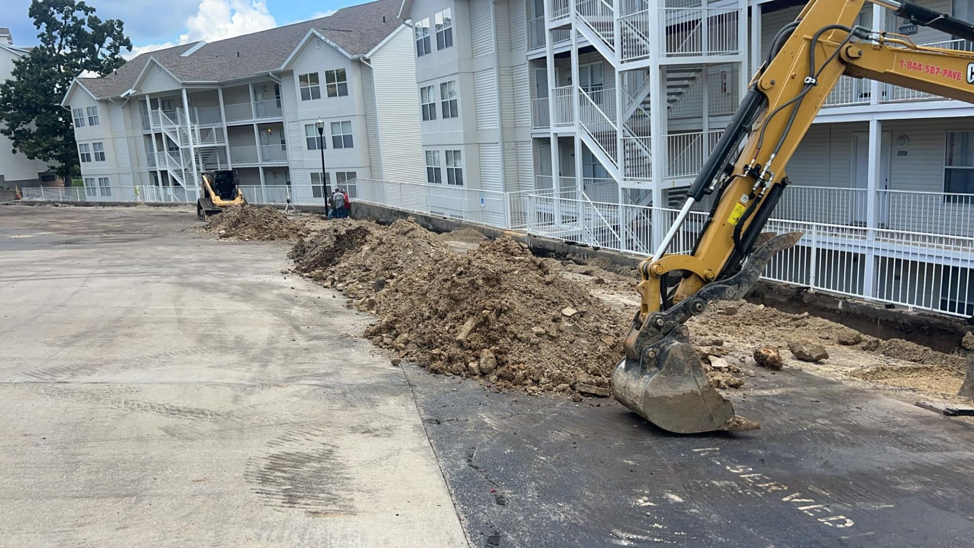Excavation Services - Bates Asphalt Construction & Hauling
