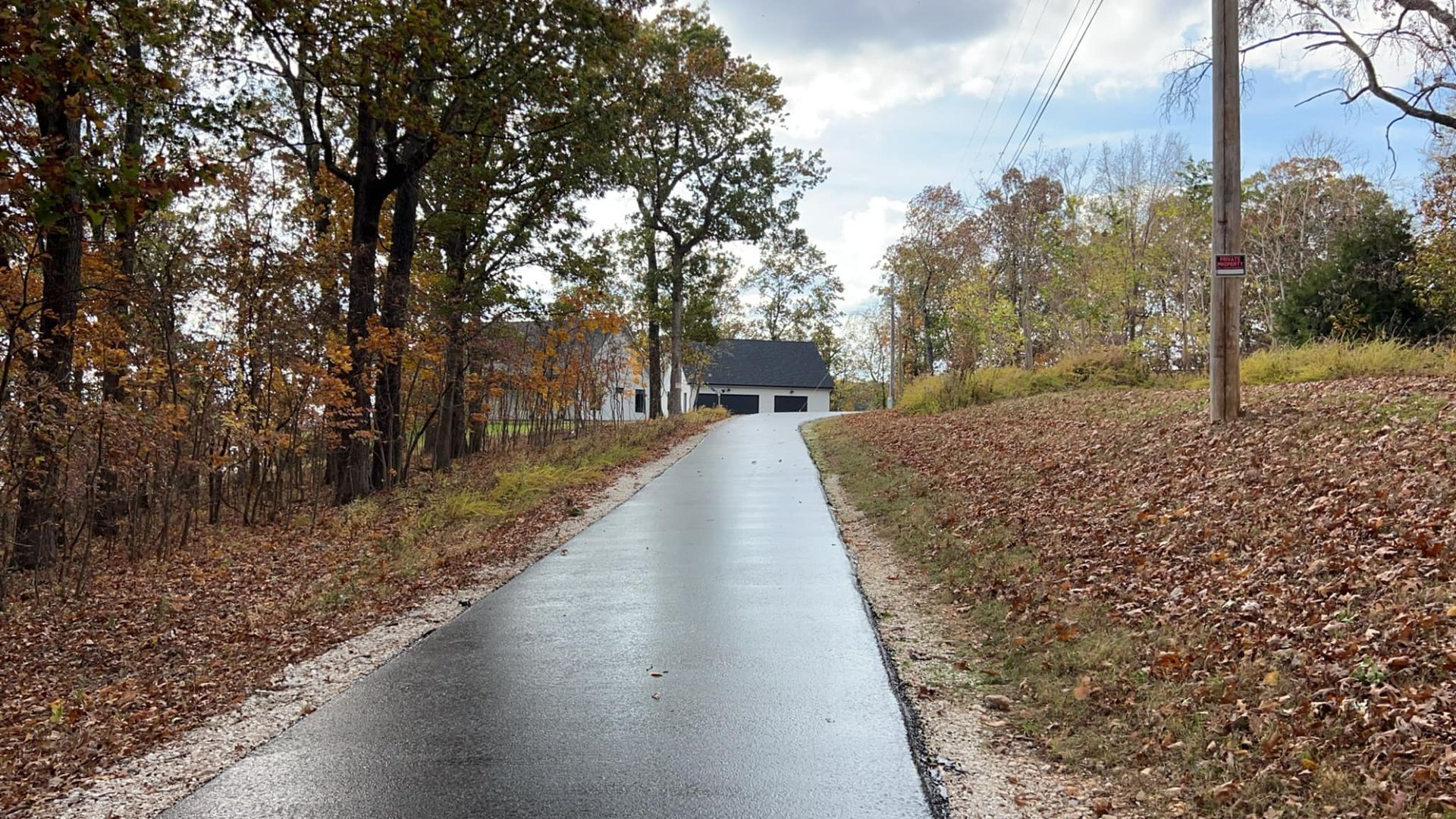 Sealcoating Services - Bates Asphalt Construction & Hauling
