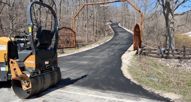Asphalt Paving - Bates Asphalt Construction & Hauling
