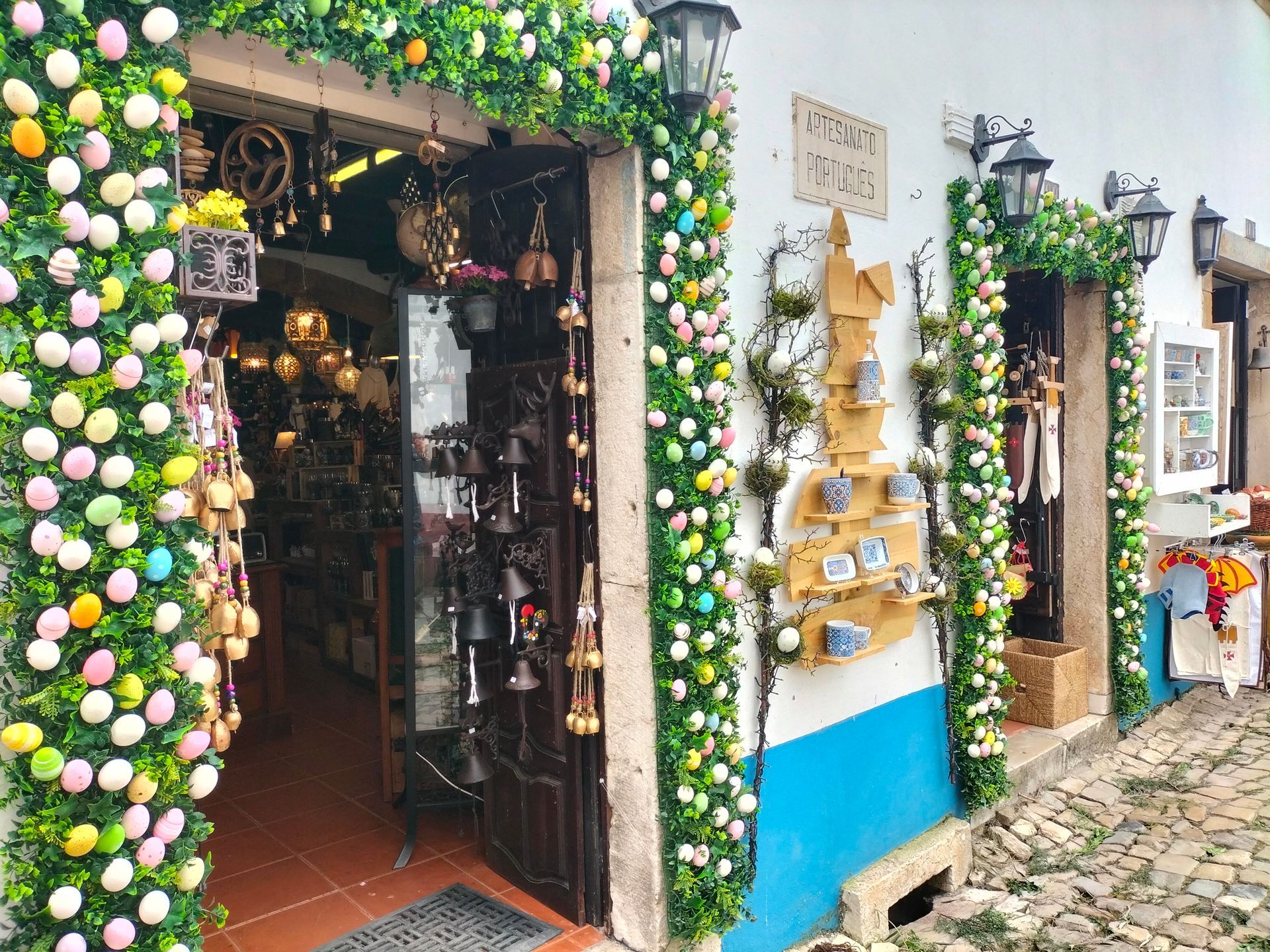 Óbidos Medieval Town Craft Stores Tours The Amity Family