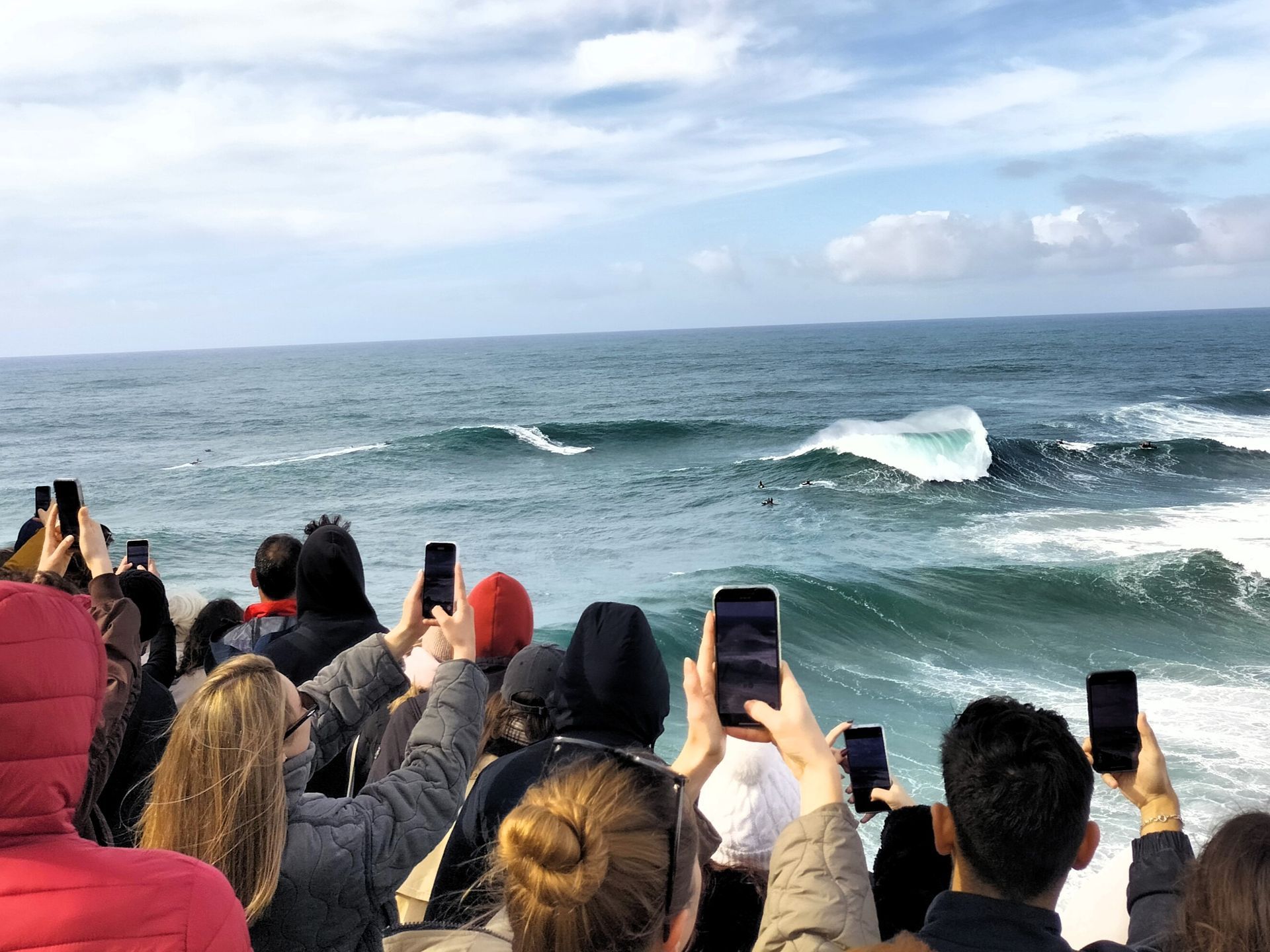 The-Amity-Family-Tours-And-Activities-Nazaré-Portugal-Landscape-Atlantic-Giant-Waves-Surf