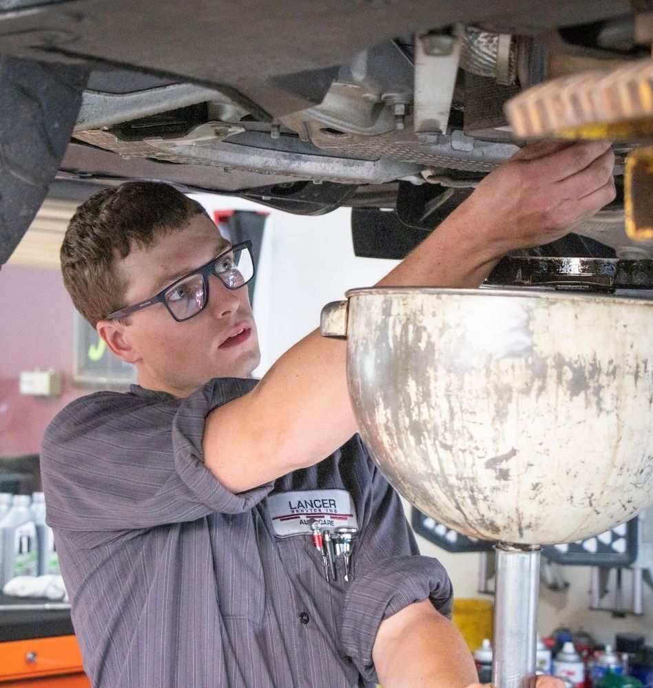 Oil Change | Lancer Service