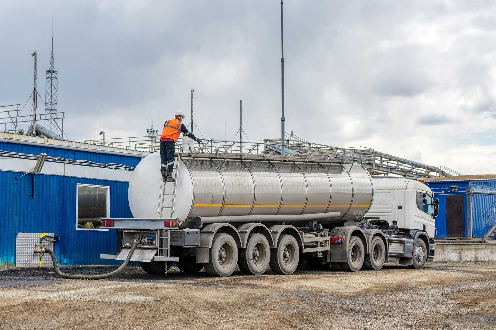 Special vehicle for transporting water and other technical fluids. 
