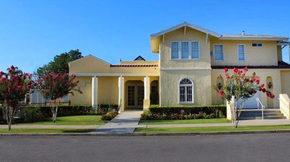 Exterior view of Living Waters Funeral Care in Bakersfield, CA.