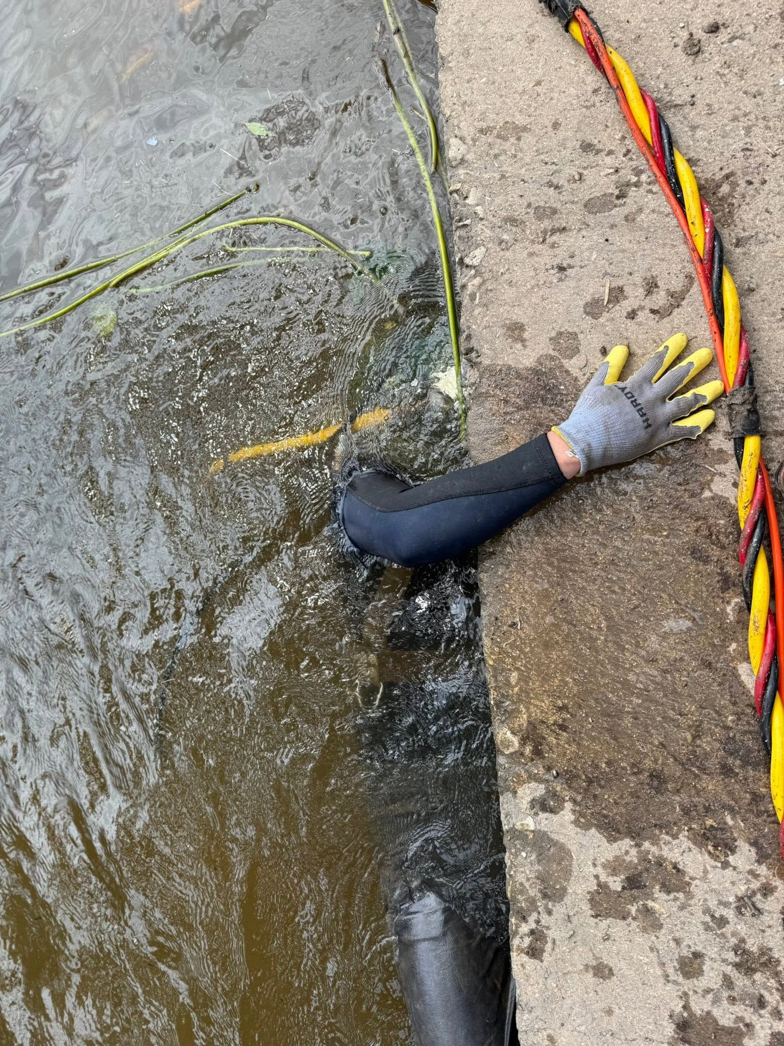 Mark V Diving & Dredging Services