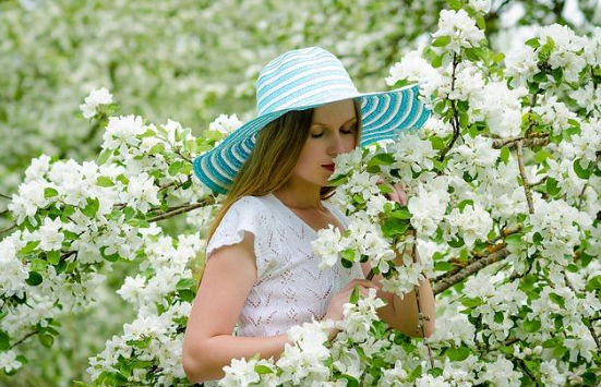 Understanding Skin Conditions Associated with Allergies and Spring and When to Seek Medical Advice | Pine Belt Dermatology