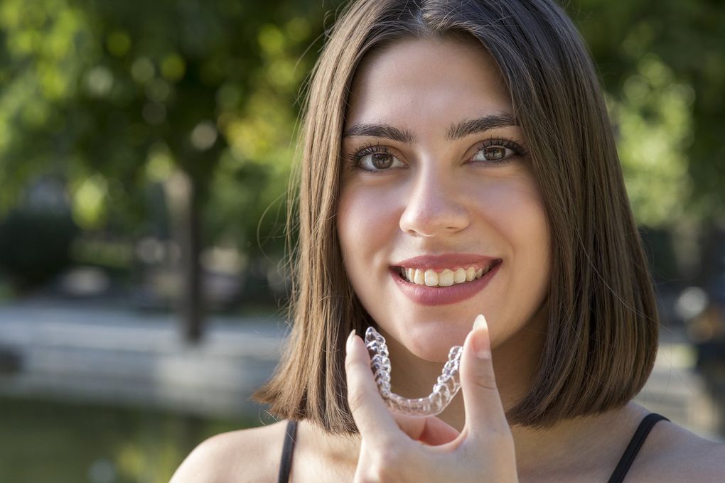 apparecchio invisibile personalizzato