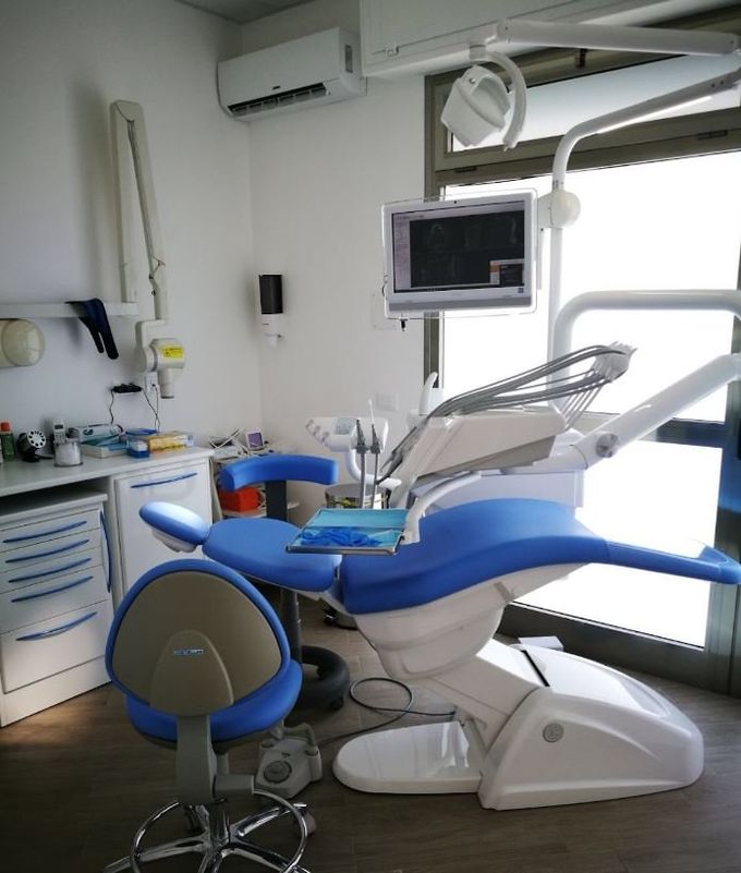 postazione dentistica dello studio Greco