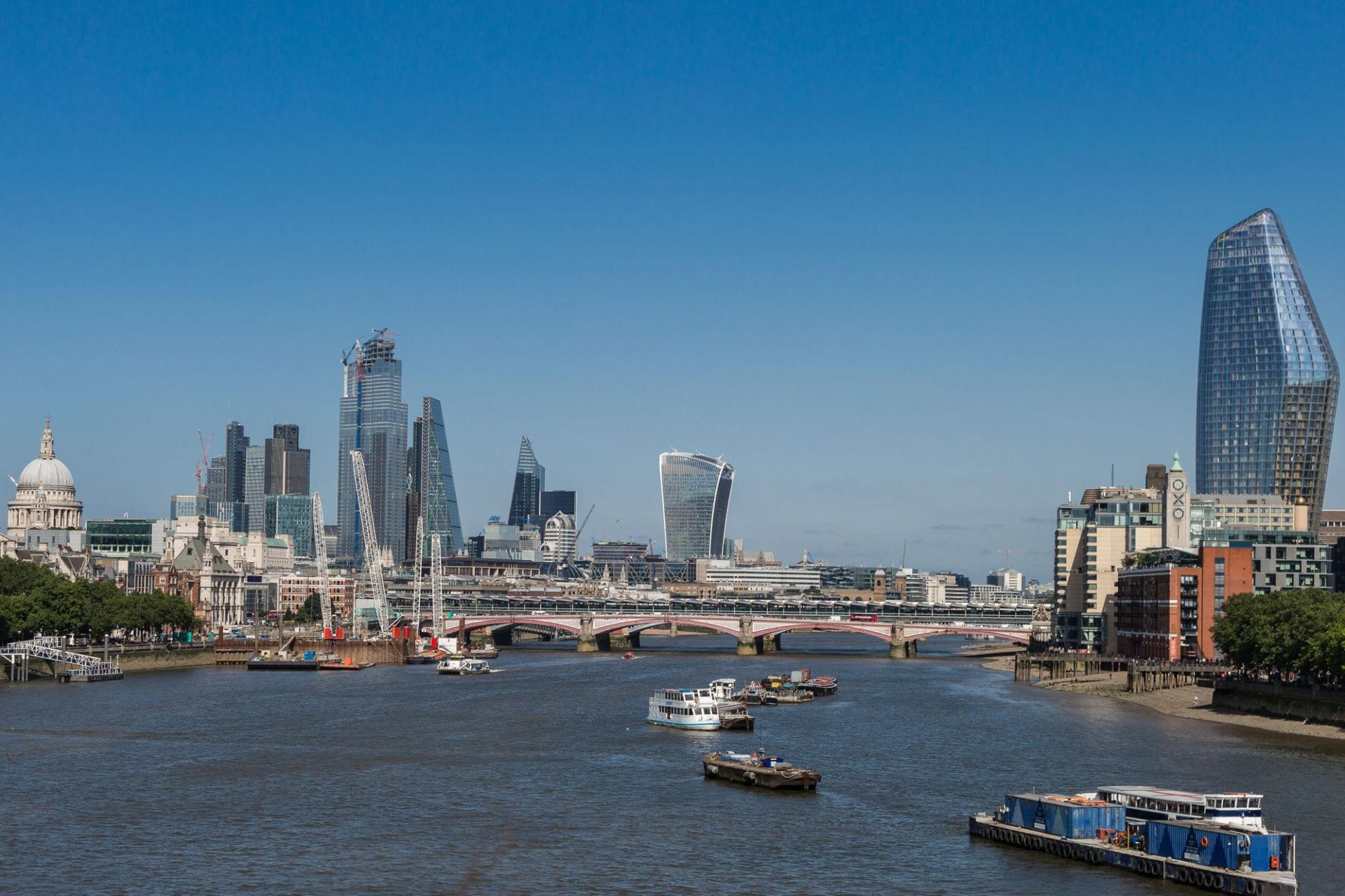 Commercial Cleaners Blackfriars