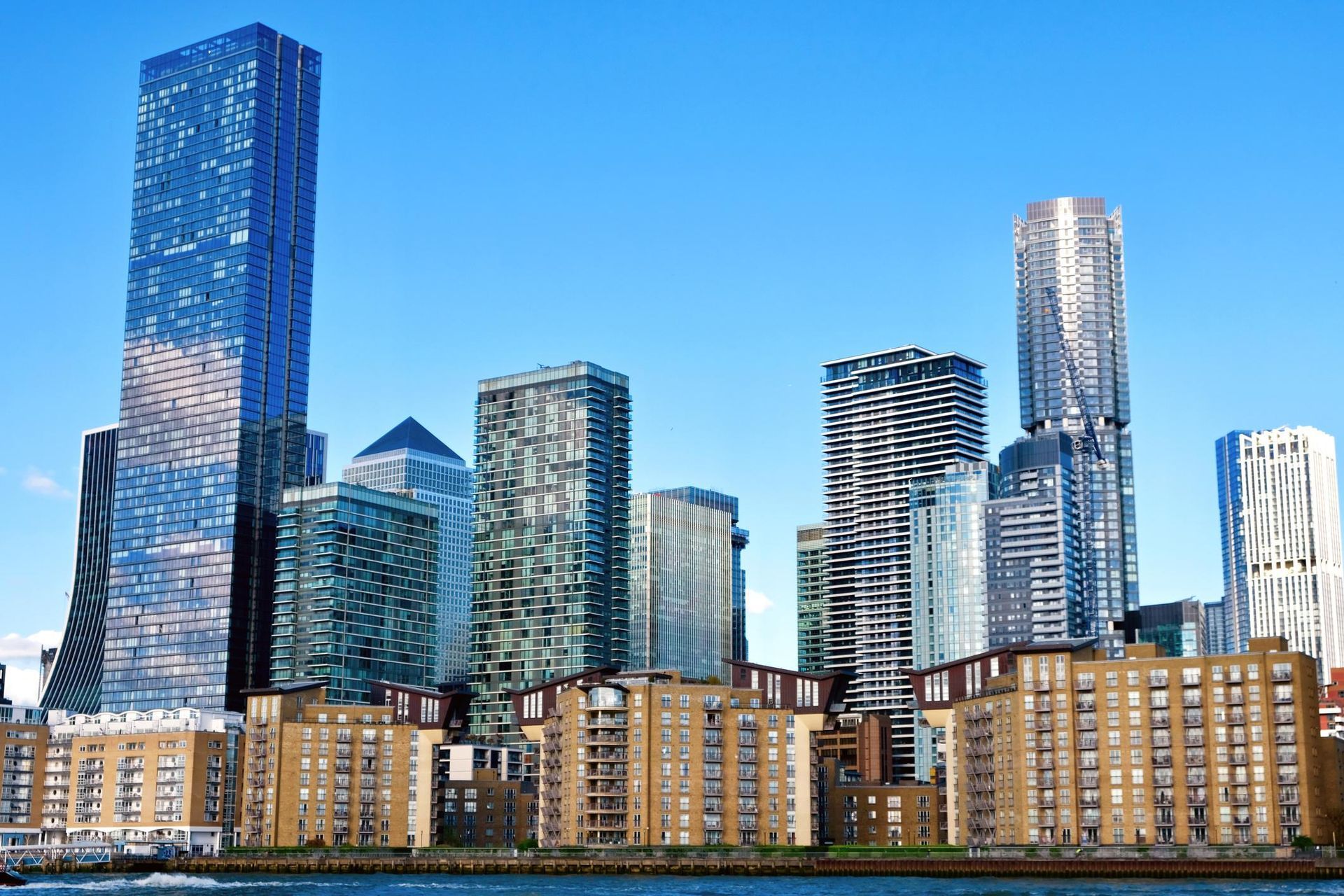 Professional office cleaning services in Isle of Dogs London commercial building