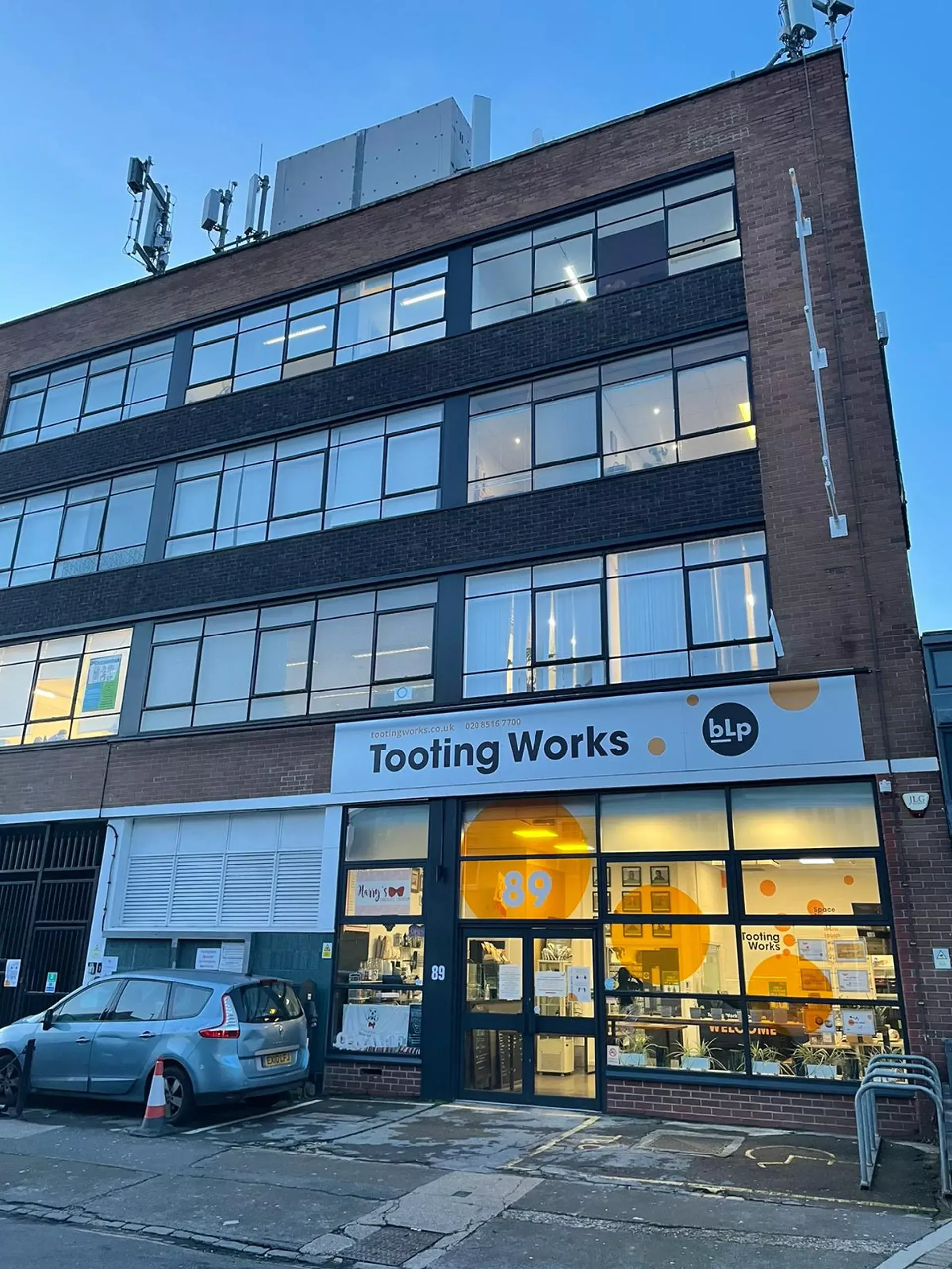 Office cleaners Tooting