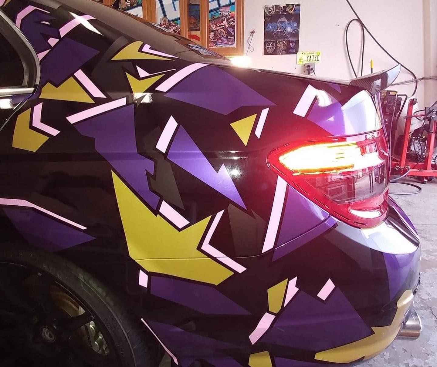 Custom Vinyl Car Wraps FT Myers FL