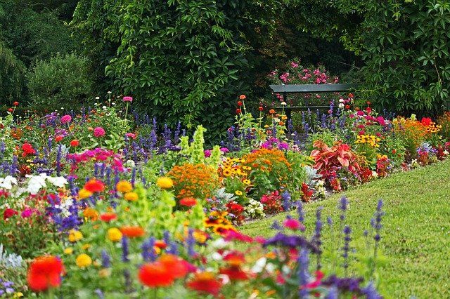 commercial landscaping services milton ON