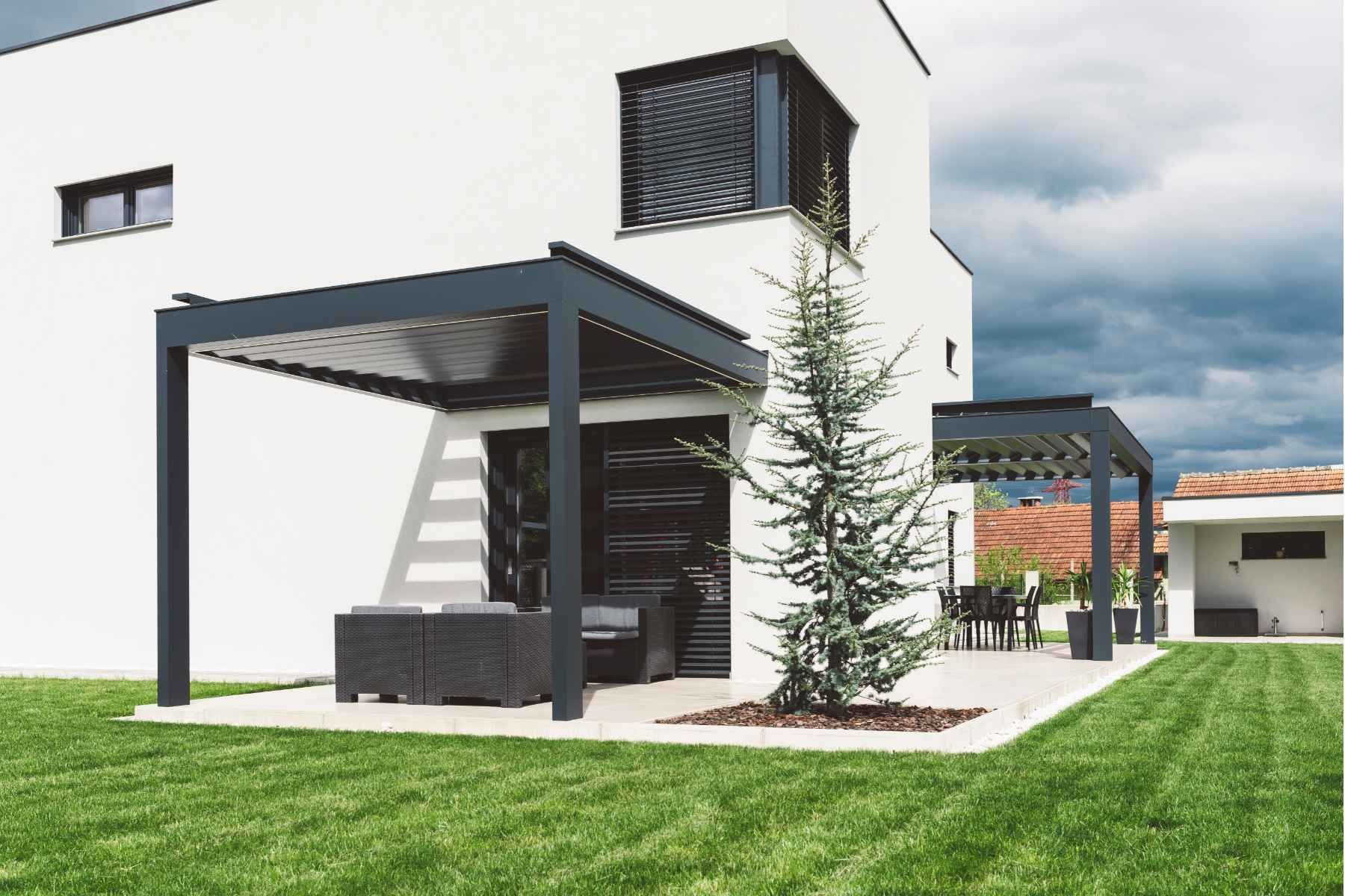 modern backyard