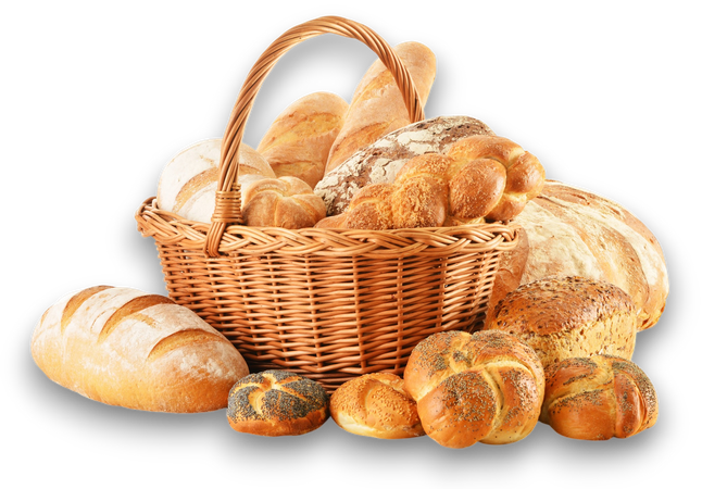 Cesto di panini e pagnotte assortiti su sfondo bianco