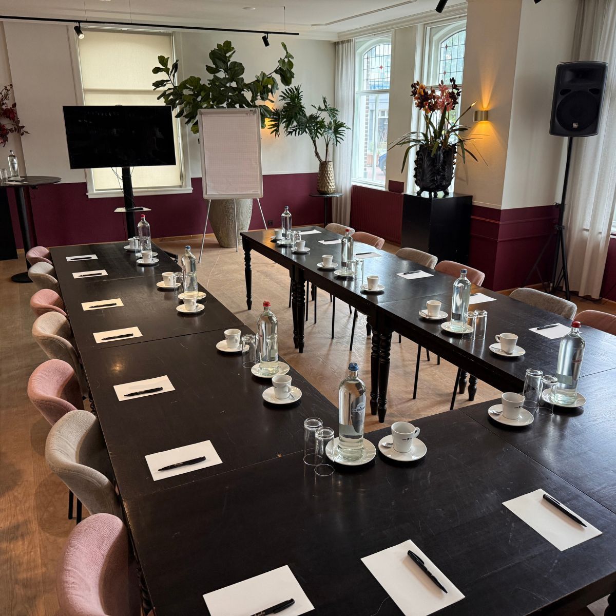 Kringopstelling voor brainstormsessie of workshop bij Amicitia Lekkerkerk