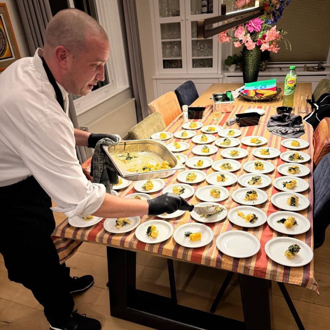 Amicitia is een historische trouwlocatie in Lekkerkerk. Ceremonie, diner en feest op één plek.