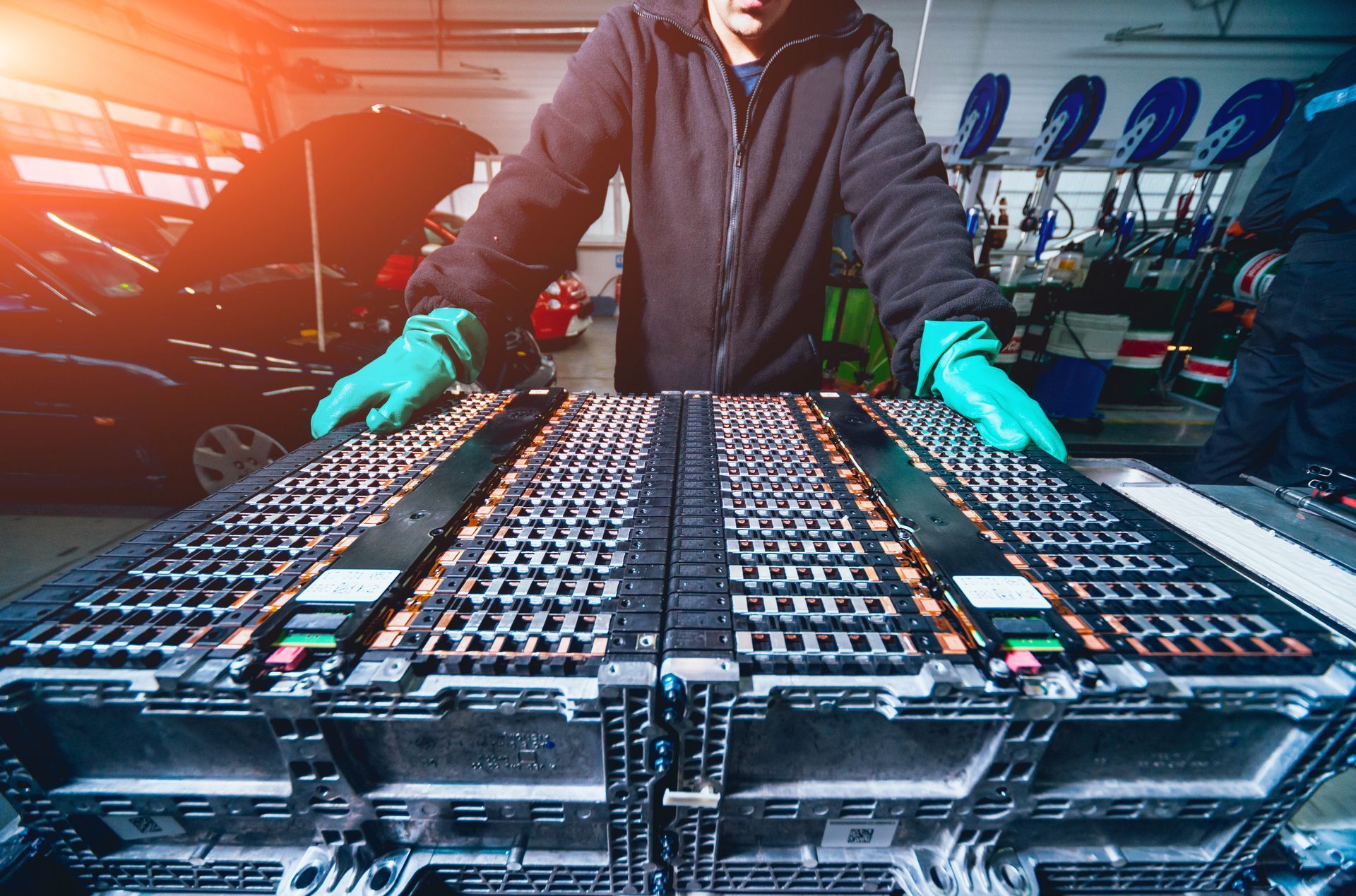 Can Cold Weather Affect My Electric Vehicle Battery Range? | JP's Garage