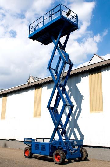 MONTACARGAS DEL LLANO
