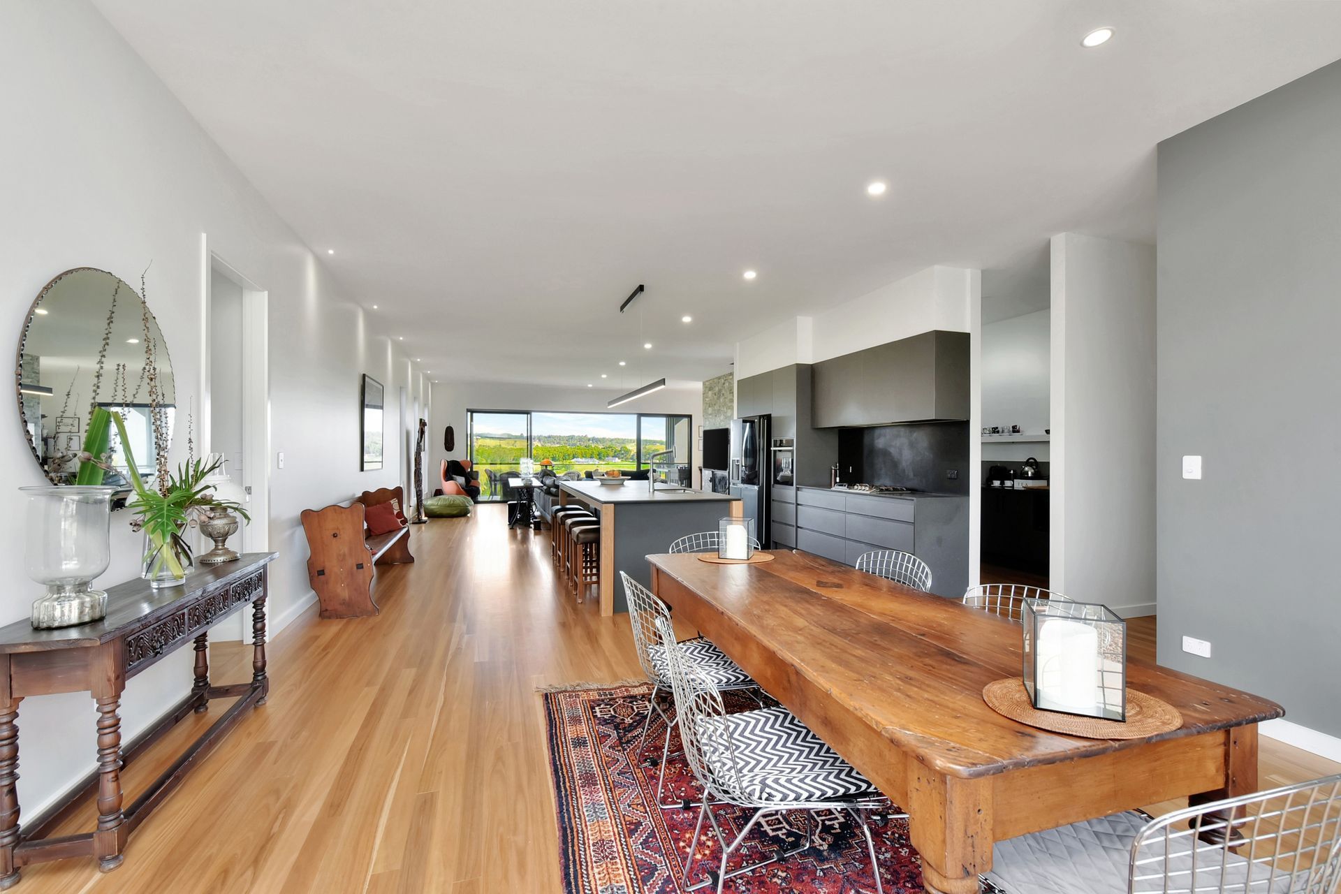 Entertaining area  of Panorama House