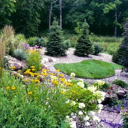 Annual garden flower design in Loretto MN creating fresh and eye catching outdoor displays