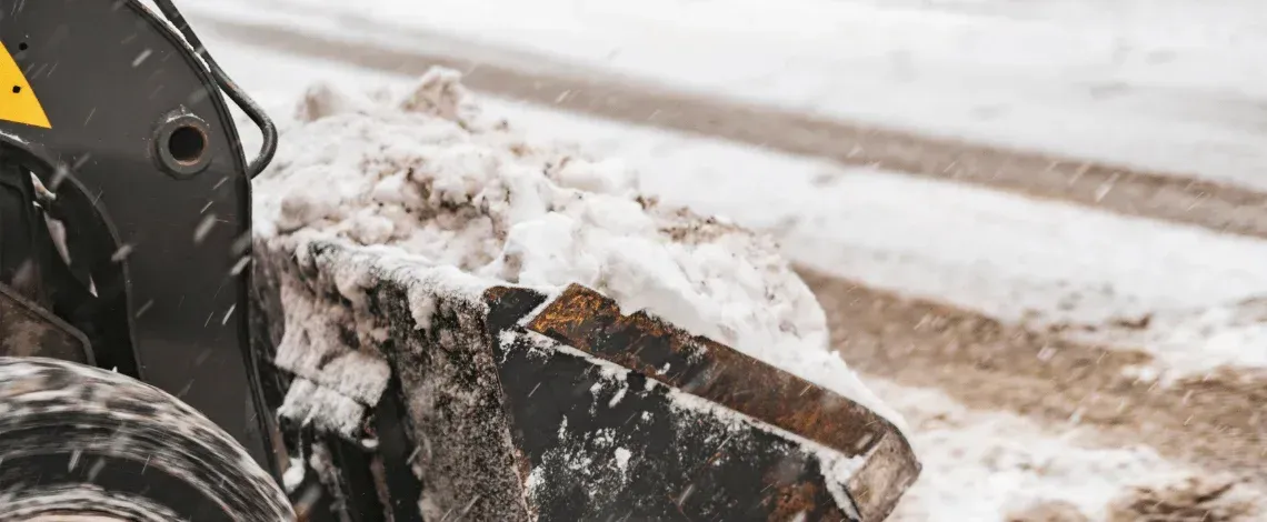 Snow & Ice Management Contracts for Minneapolis West Metro Homeowners