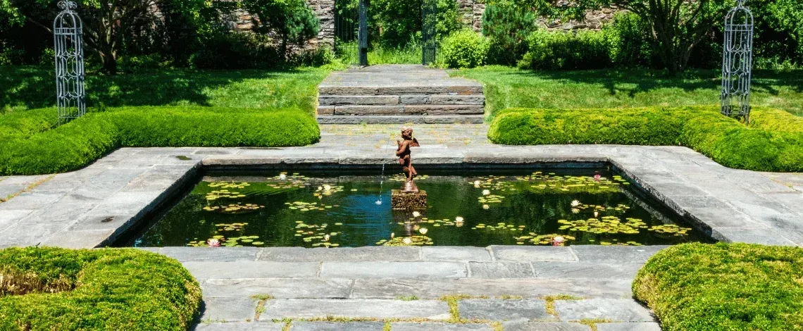 water features and ponds in minneapolis