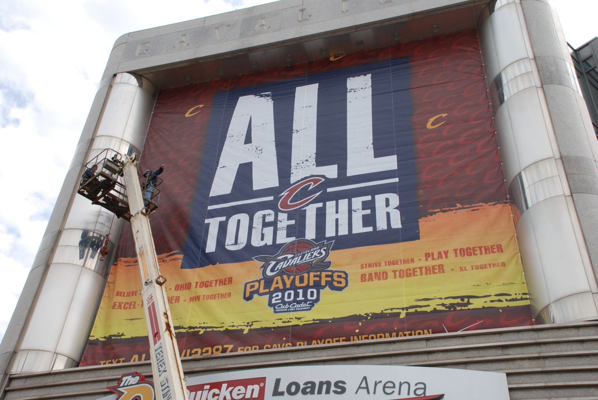 Arena Signage, Custom Sports Graphics | Akron OH