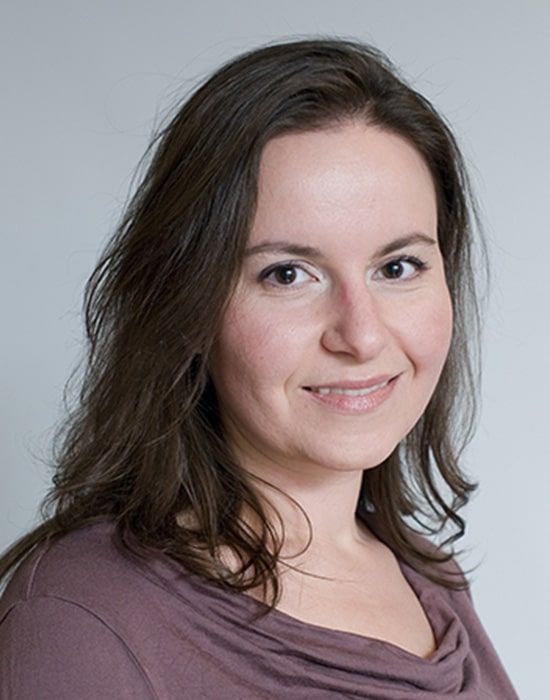 Dr. Yana Posemeynik
