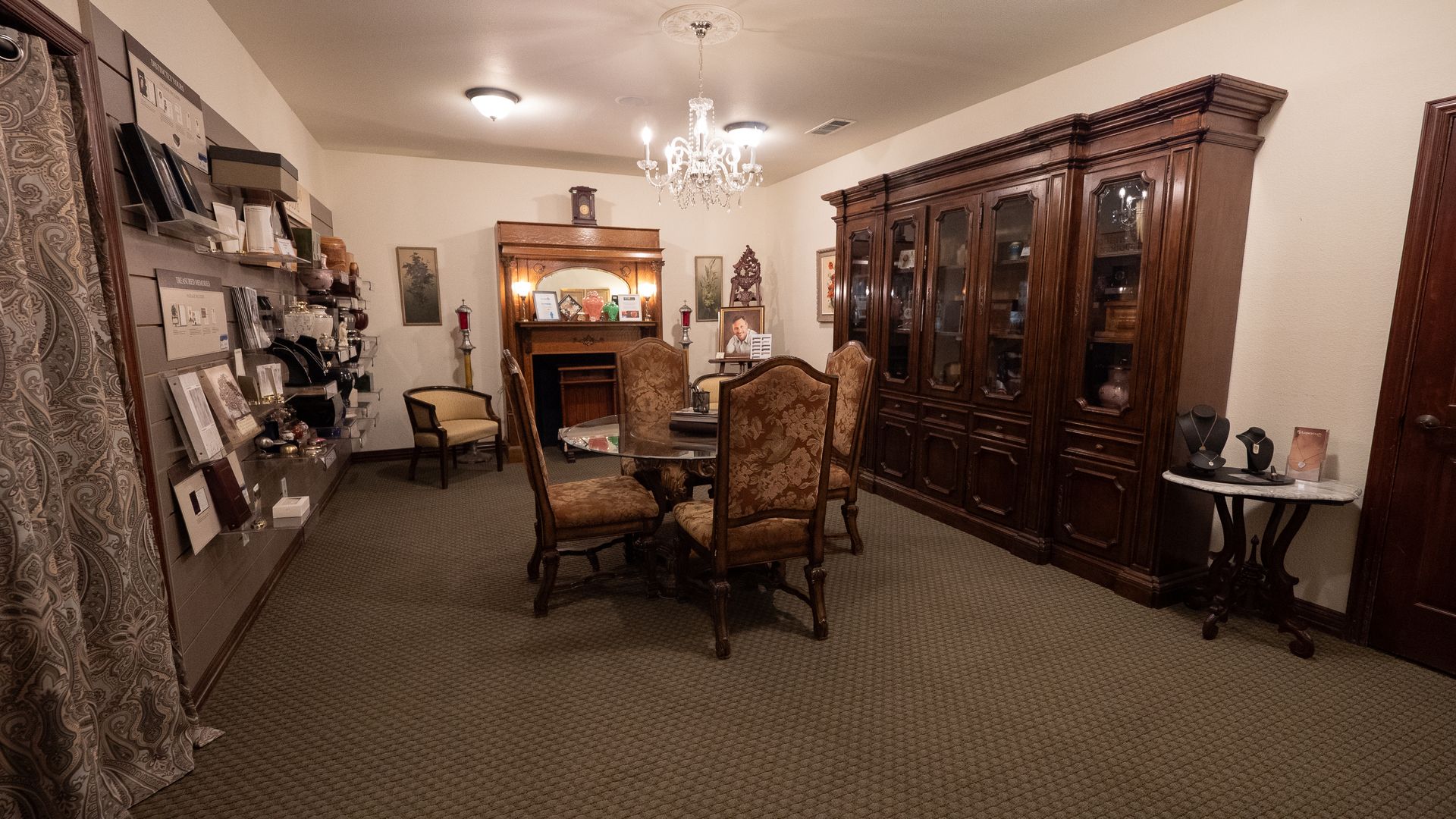 Funeral Home Grapevine Texas | Lucas Funeral Homes