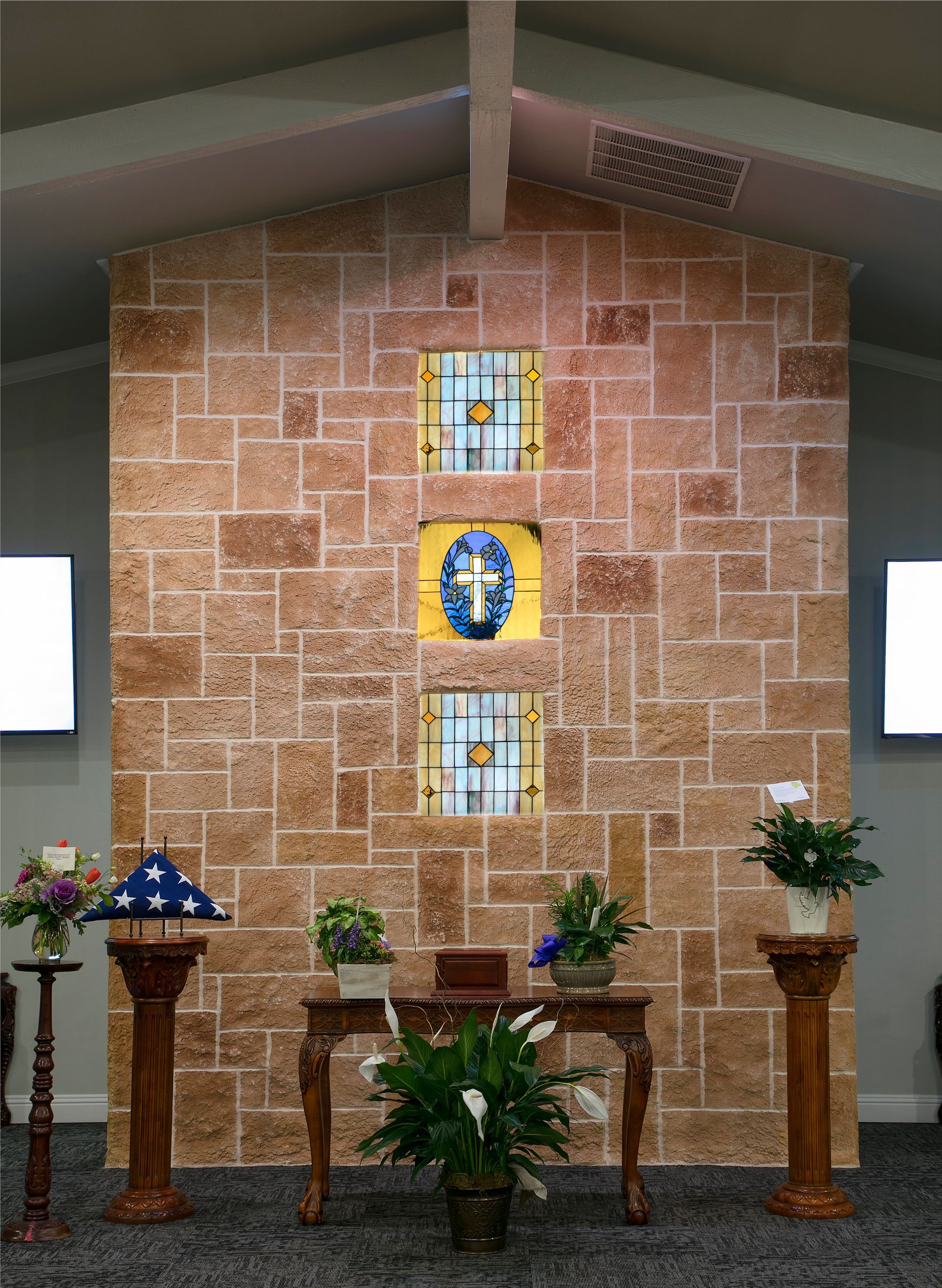 Lucas Funeral Homes