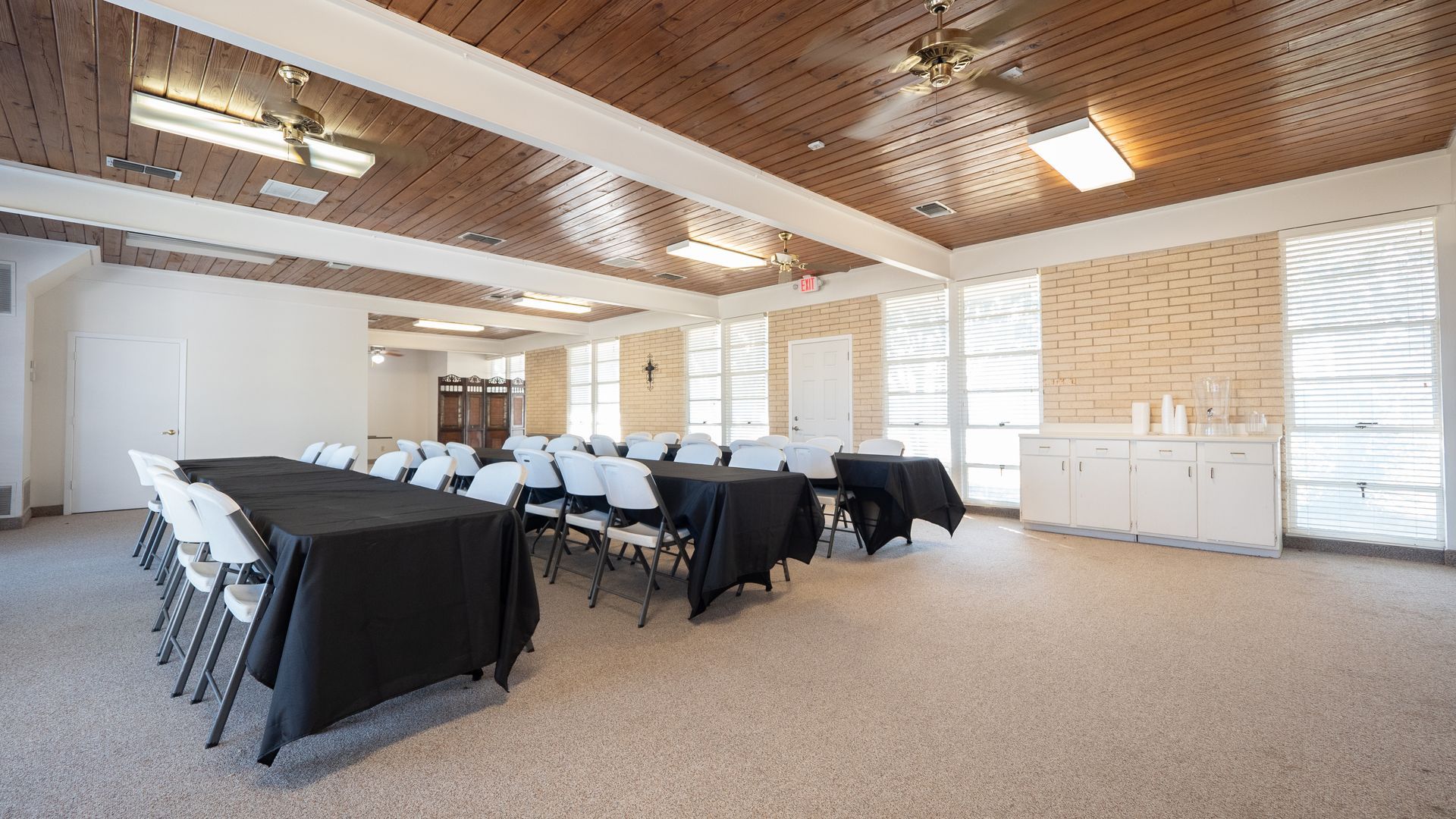 Lucas Funeral Home Dining area
