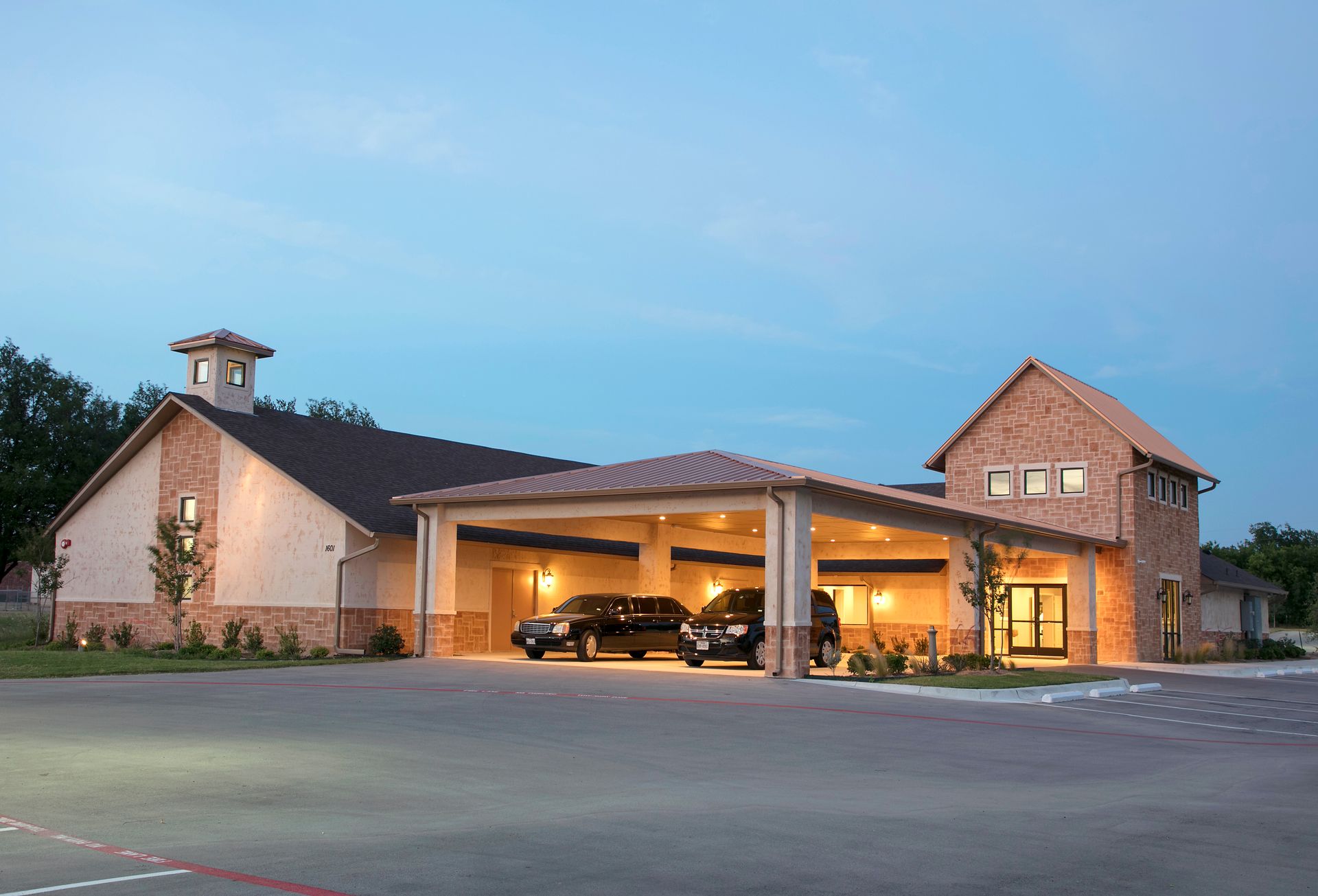 Lucas Funeral Homes