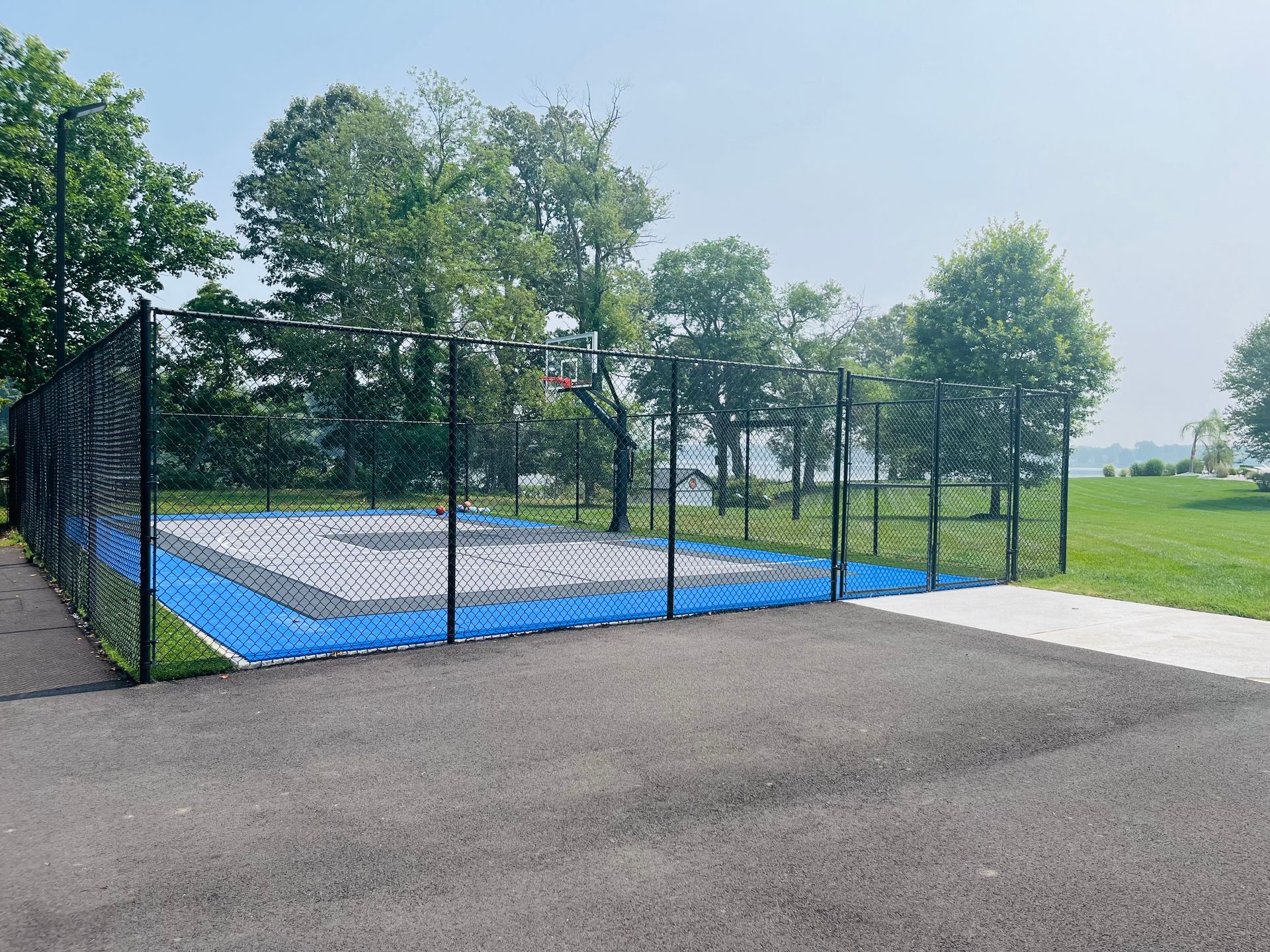 tennis court fence