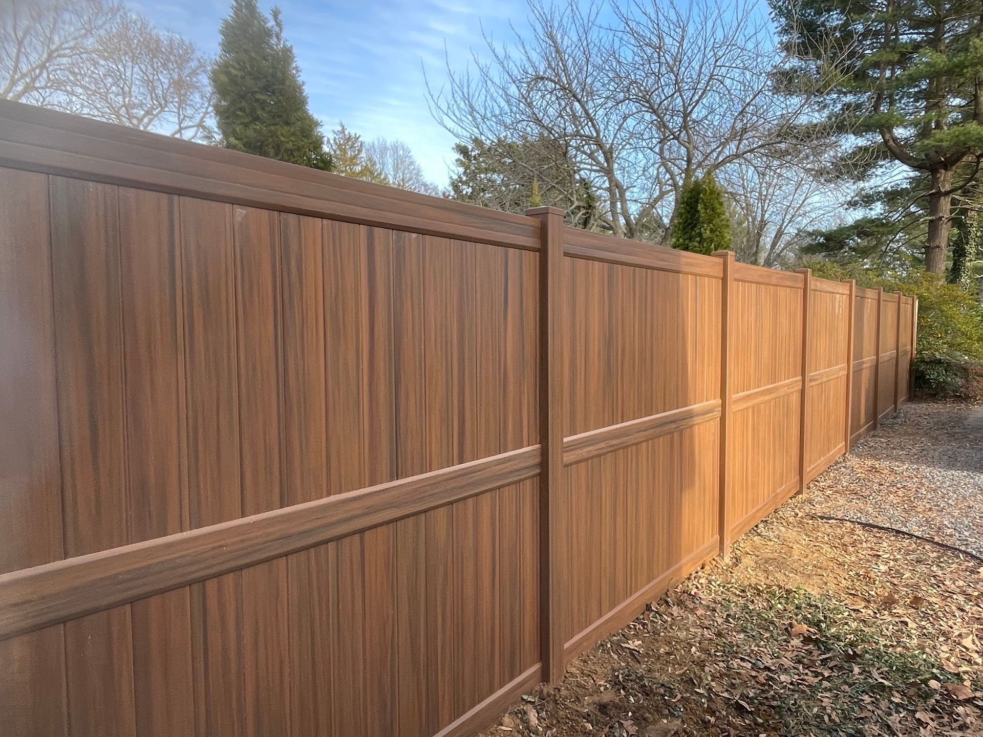 vinyl privacy fence