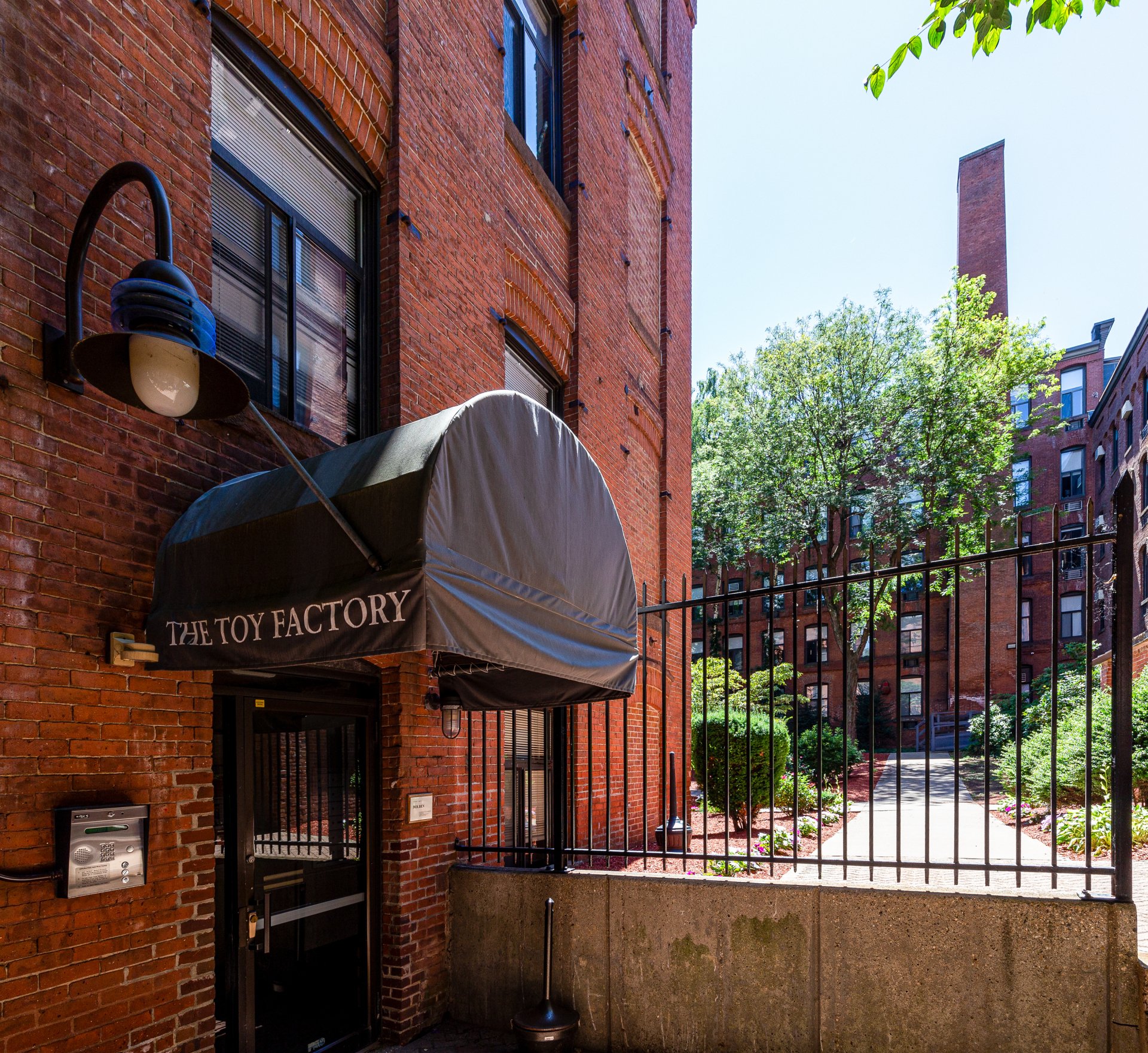 Home Stockbridge Court