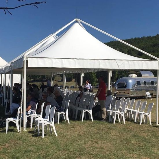 Gazebo con sedie