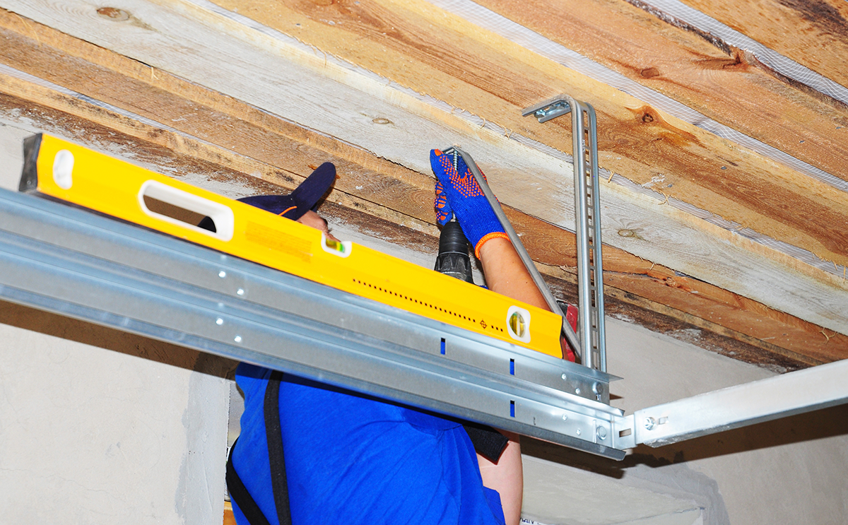 Meridian Garage Door Repair and Replacement Image