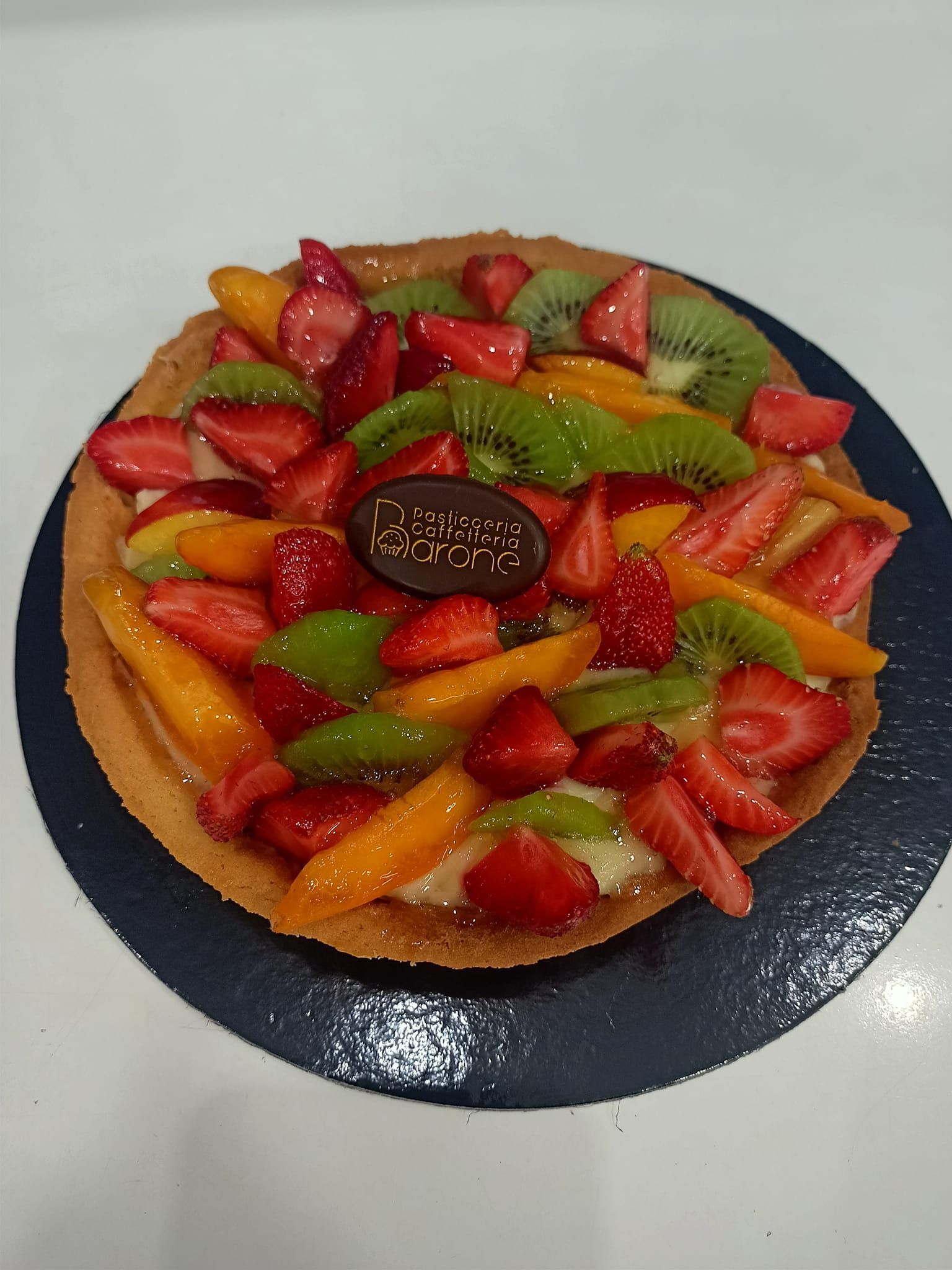 Crostata di frutta con fragole