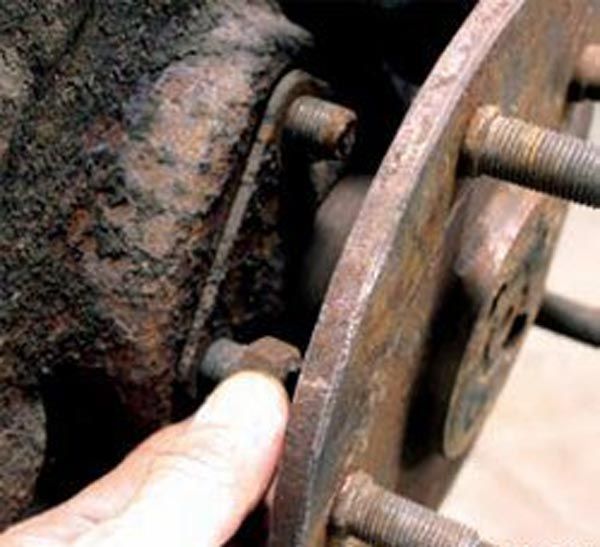 dismantle rear brakes 3