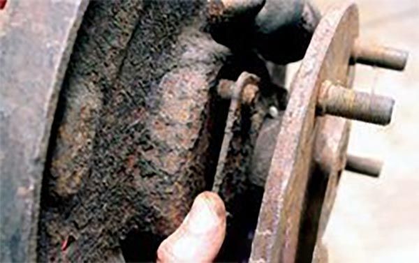 dismantle rear brakes 4