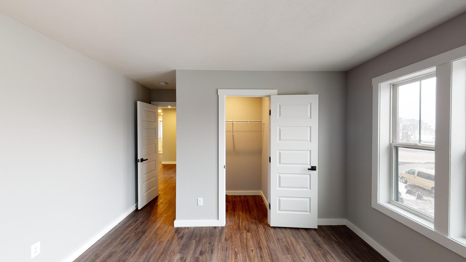 bedroom with closet